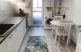 Apartament de 3 camere deosebit, decomandat, 100 mp., in zona rond Pacurari