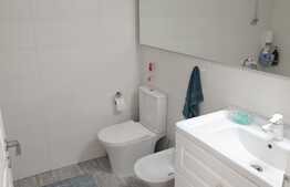 Apartament de 3 camere deosebit, decomandat, 100 mp., in zona rond Pacurari