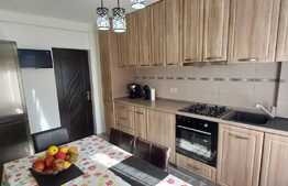 Apartament de 4 camere la cheie, 88 mp, semidecomandat, Cug