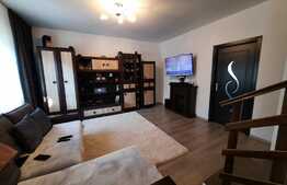 Casa tip duplex de 120 mp cu canalizare, Valea Adanca