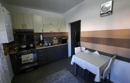 Casa tip duplex de 120 mp cu canalizare, Valea Adanca