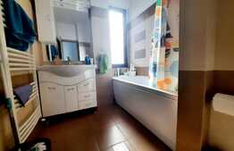 Apartament modern de 3 camere, 82 mp,  zona Bucium