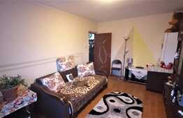 Apartament de 3 camere, decomandat, 58 mp, zona centrala in Galata