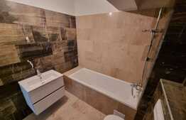 Apartament de 2 camere, 78mp, decomandat, zona Tatarasi