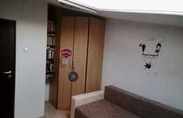 Apartament de 2 camere, mansarda, 44 mp, zona Tatarasi