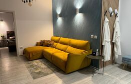 Apartament de 3 camere cu terasa, 105 mp, semi-central 