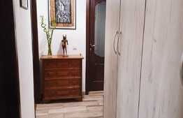 Apartament de 2 camere, mobilat, etaj intermediar, zona Galata