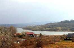 Casa de 130 mp, 450 mp de teren, Valea Adanca