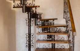 Penthouse pe doua niveluri, 160 mp, bulevard Bucium