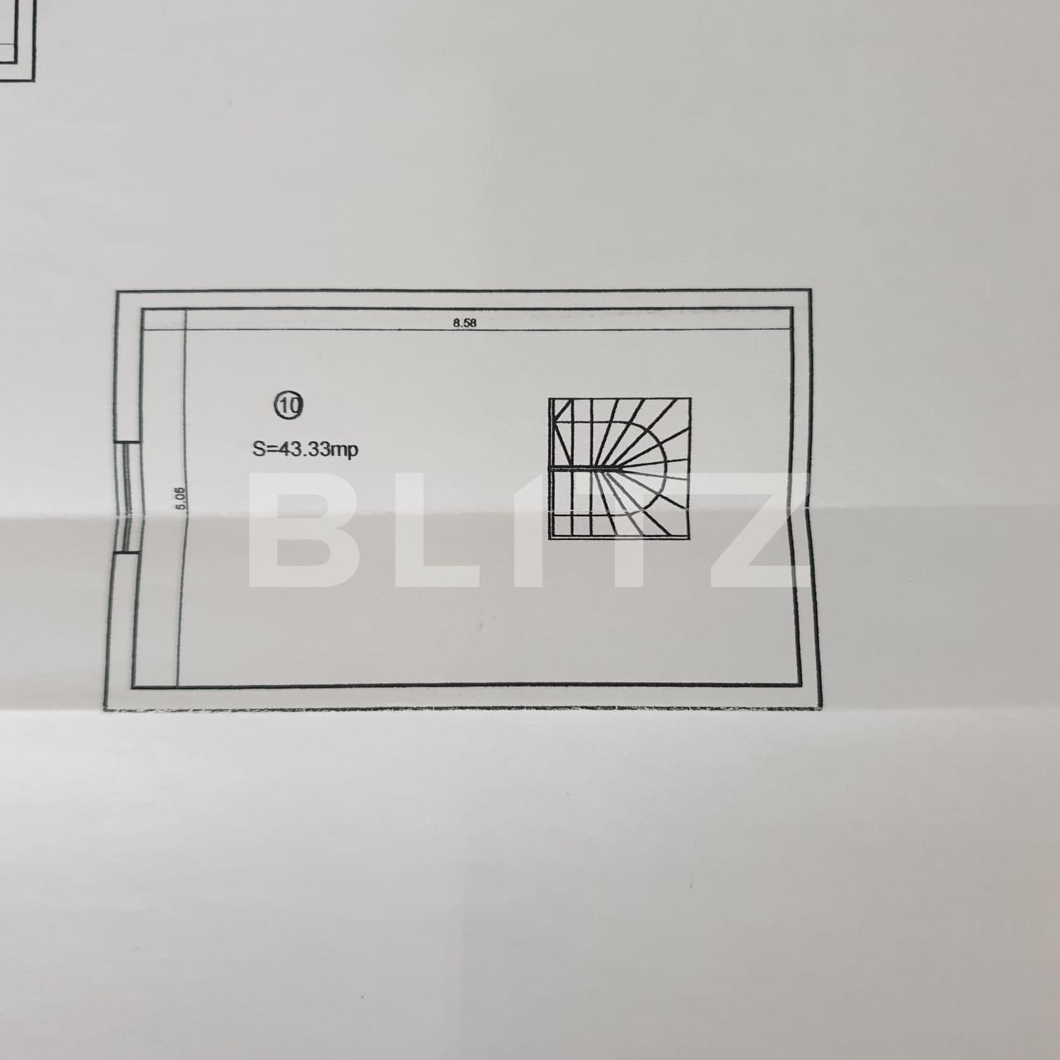 Penthouse pe doua niveluri, 160 mp, bulevard Bucium