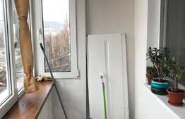 Apartament de 2 camere, cu o cameră disponibilă, 41 mp, zona Podu Roș