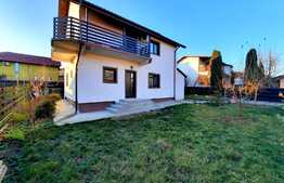 Casa individuala de 110 mp, 4 camere, curte amenajata, Lunca Cetatuii