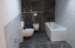 Fara facturi la gaz, casa de 90 mp utili, teren de 550 mp, Ciurbesti