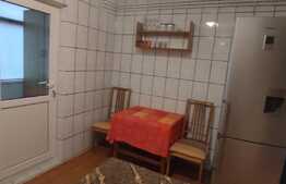Apartament 3 camere, decomandat, 70 mp, zona Nicolina 1