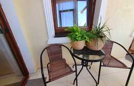 Apartament cu 2 camere, decomandat, zona Galata