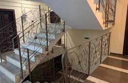 Apartament cu 2 camere, decomandat, zona Galata