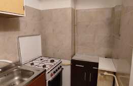 Garsoniera de 30 mp, balcon inchis, zona Galata 