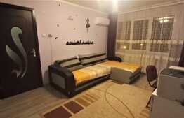 Apartament de 2 camere, 51 mp, etaj intermediar, zona Podu Ros   