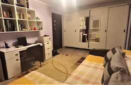 Apartament de 2 camere, 51 mp, etaj intermediar, zona Podu Ros   