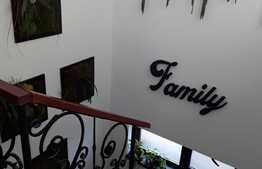 Vila cu beci si magazie, 122 mp, incalzire in pardoseala, Hlincea