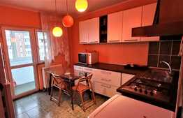 Apartament de 5 camere, dispus pe 2 niveluri, 132 mp, 4 balcoane in zona Canta 