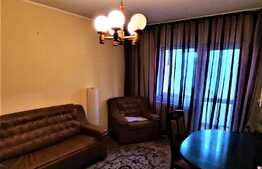 Apartament de 5 camere, dispus pe 2 niveluri, 132 mp, 4 balcoane in zona Canta 