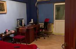 Apartament de 3 camere, decomandat, zona Pacurari