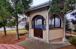 Vila de 13 camere, cu piscina, 4000 mp de teren, zona Lunca Cetatuii