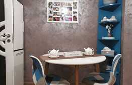 Apartament de 4 camere, curte interioara, 77 mp, zona Frumoasa