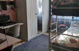 Apartament de 4 camere, curte interioara, 77 mp, zona Frumoasa