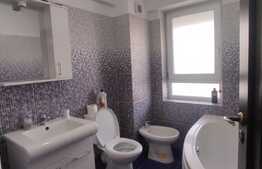 Apartament 2 camere, semidecomandat, 55mp, zona Capat Cug