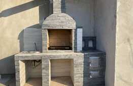 Casa individuala cu semineu, 500 mp teren, zona Holboca