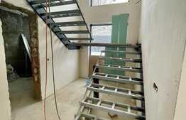 Casa moderna de 4 camere, 1040 mp teren, zona Valea Adanca