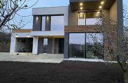 Casa moderna de 4 camere, 1040 mp teren, zona Valea Adanca