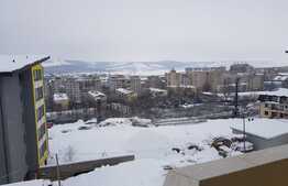 Apartament de 3 camere, 84 mp, decomandat, zona Pacurari 