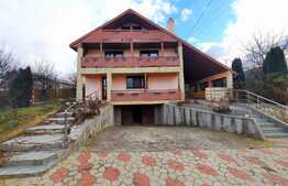 Casa individuala de 140 mp cu teren de 1000 mp, sat Pietrarie