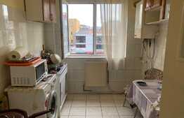 Apartament 2 camere, semidecomandat, priveliste bulevard