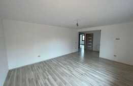 Casa pe plan parter, 3 camere, 410 mp teren, zona Dancu 