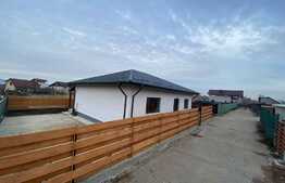 Casa pe plan parter, 3 camere, 410 mp teren, zona Dancu 