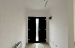 Casa pe plan parter, 3 camere, 410 mp teren, zona Dancu 