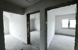 Casa de tip triplex cu 4 camere, 93 mp, zona Lunca Cetatuii