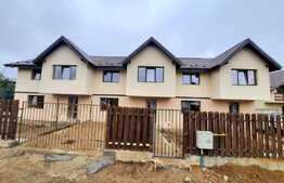 Casa de tip triplex cu 4 camere, 93 mp, zona Lunca Cetatuii