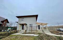 Casa cu 4 camere, 164 mp utili, 577 mp de teren, Miroslava