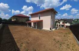 Casa cu 4 camere de 118 mp, teren de 435 mp, Valea Adanca