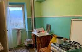 Apartament 3 camere, decomandat, 70 mp, etaj intermediar, zona Dacia