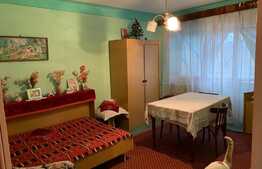 Apartament 3 camere, decomandat, 70 mp, etaj intermediar, zona Dacia