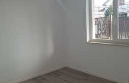 Casa individuala cu semineu, incalzire in pardoseala, 500 mp teren, zona Breazu