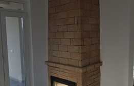 Casa individuala cu semineu, incalzire in pardoseala, 500 mp teren, zona Breazu