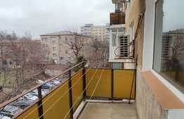 Apartament 3 camere, semidecomandat, 75 mp, zona Piata Unirii