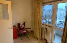 Apartament 2 camere, decomandat, etaj intermediar, Alexandru cel Bun